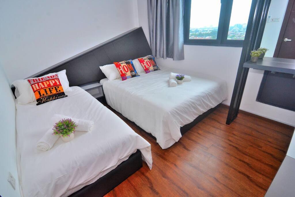 Lovely Vivamall City View With 2 Card Lv12 Kuching Exterior photo