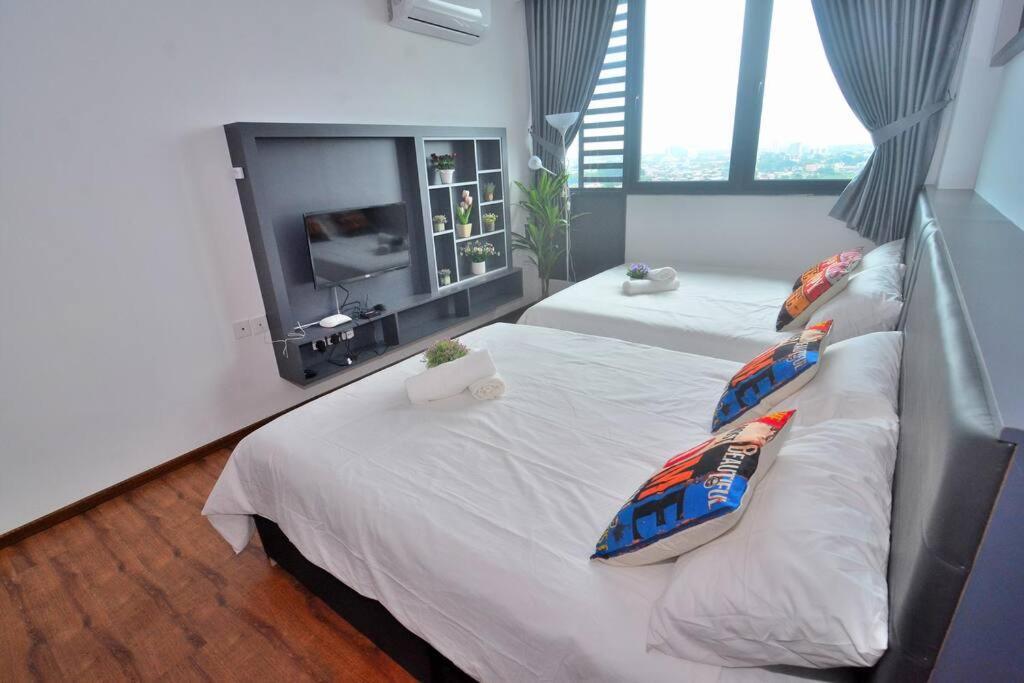 Lovely Vivamall City View With 2 Card Lv12 Kuching Exterior photo